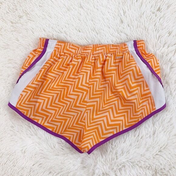 Nike Dri-Fit Orange Chevron Running Shorts Size XS - Picture 2 of 6